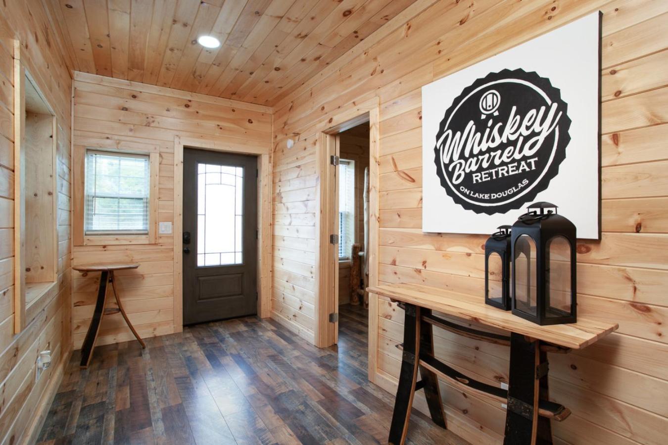 Villa Whiskey Barrel W Hot Tub Arcade Game Fire Pit Sevierville Esterno foto
